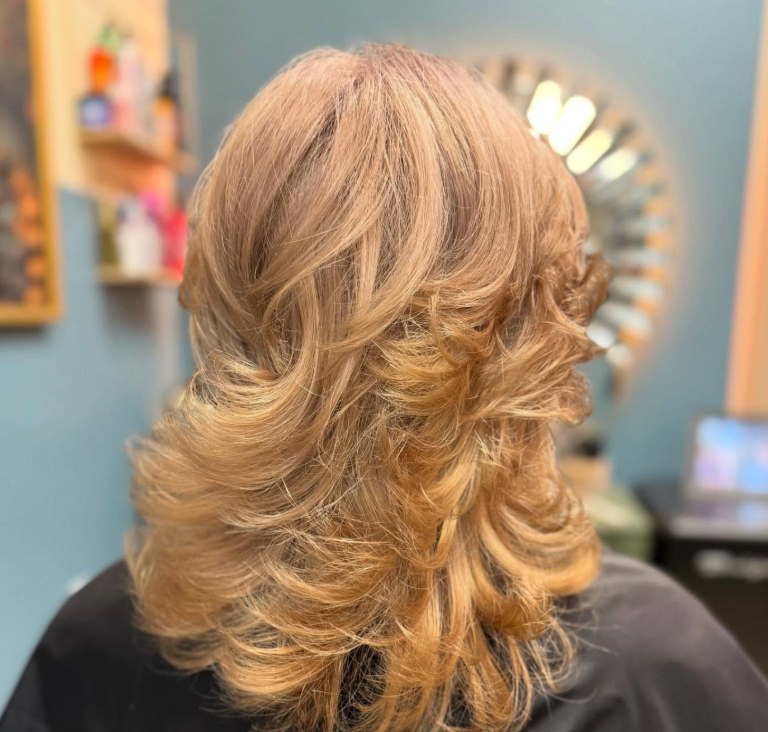 Blonde blowout styling